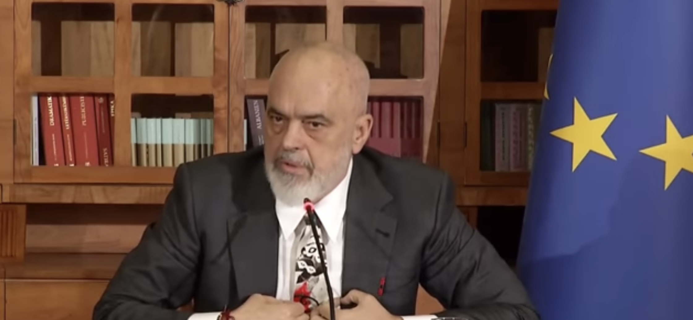 Përjashtimi i gazetarëve nga konferenca për shtyp